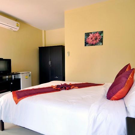 Tonnam Villa Phuket Room photo